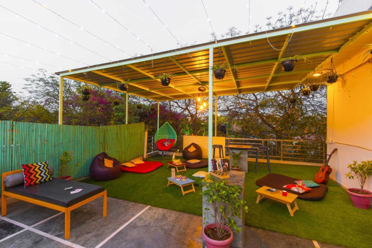 Zostel South Delhi Pansiyon Yeni Delhi Dış mekan fotoğraf