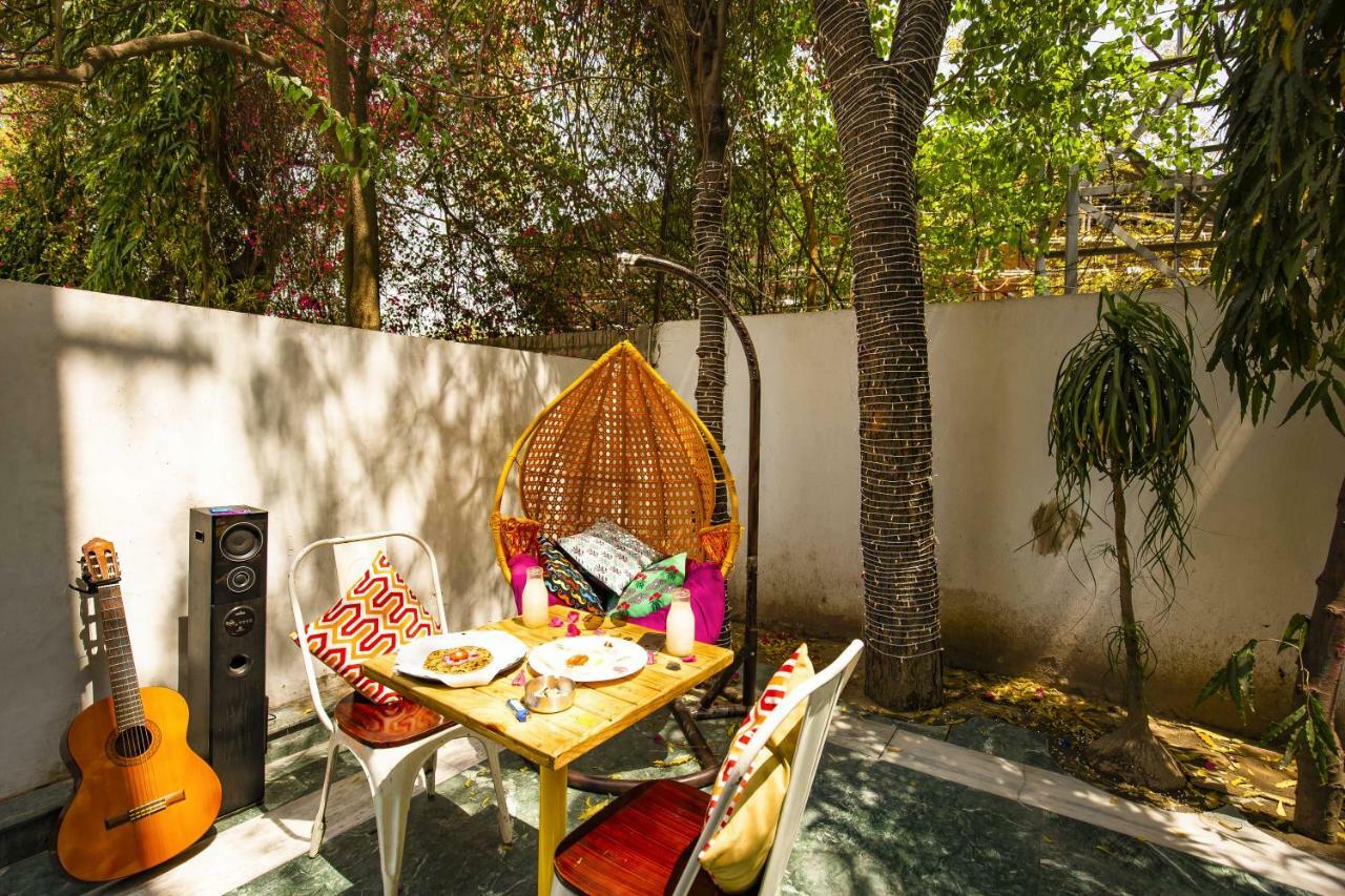 Zostel South Delhi Pansiyon Yeni Delhi Dış mekan fotoğraf