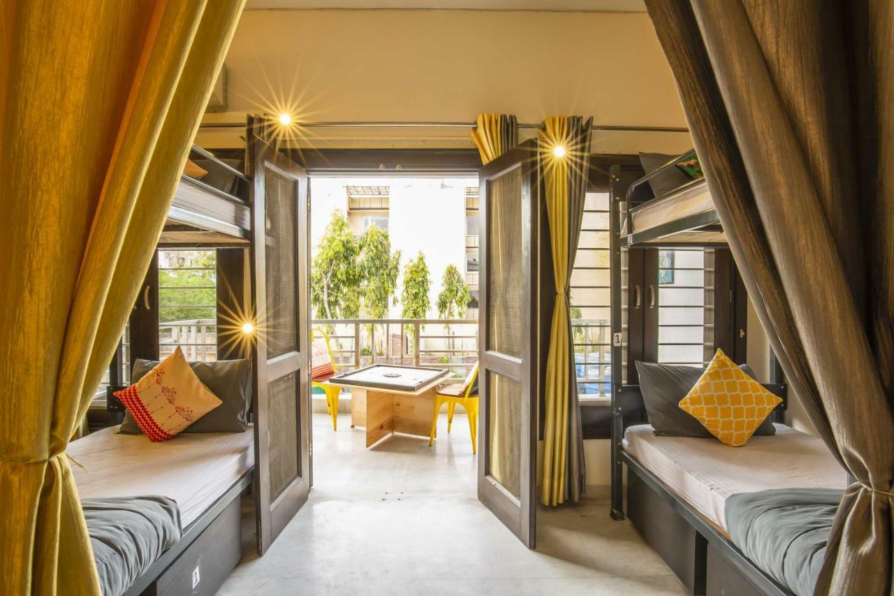 Zostel South Delhi Pansiyon Yeni Delhi Dış mekan fotoğraf
